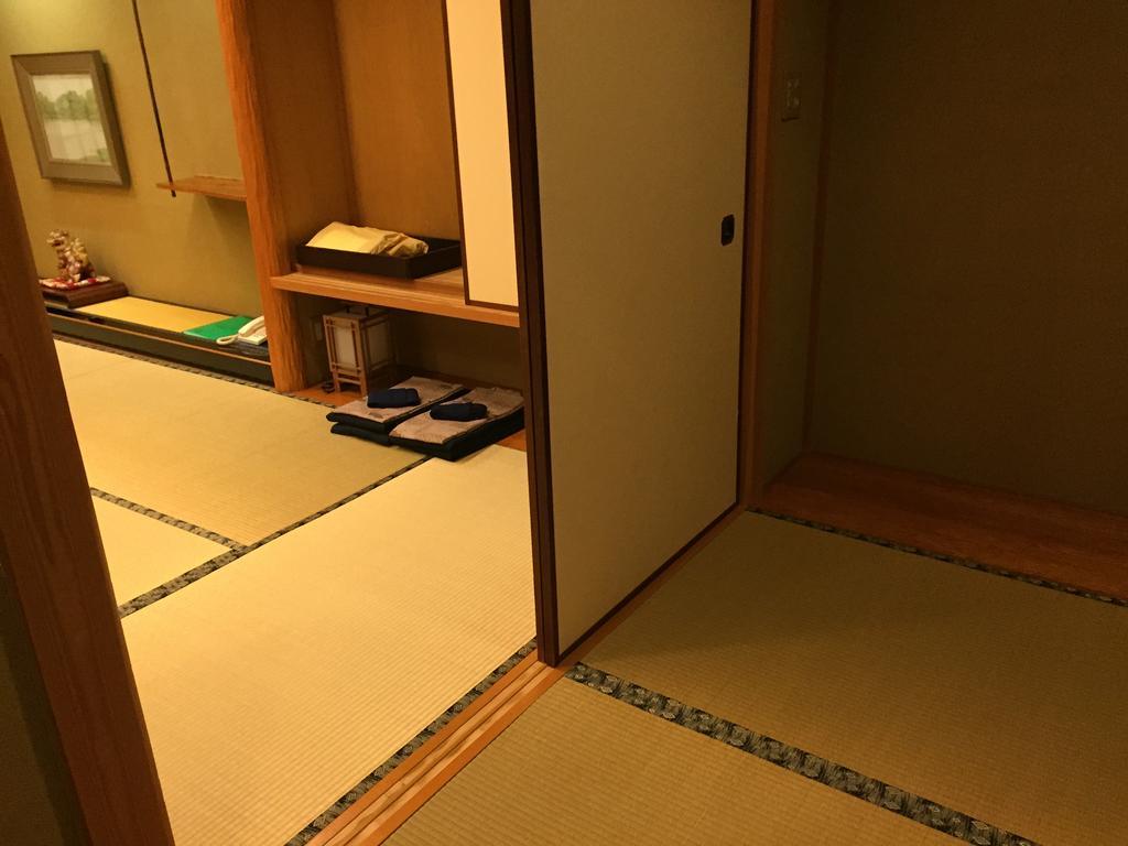 Ryokan Mitsuwa Toyooka  Exteriör bild