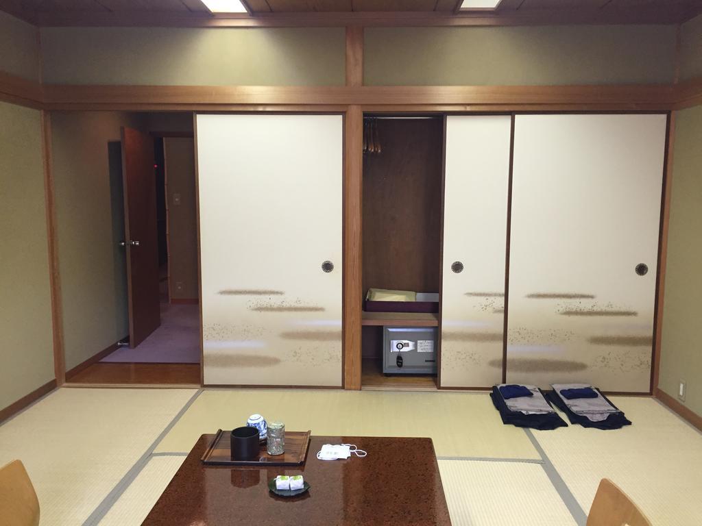Ryokan Mitsuwa Toyooka  Exteriör bild